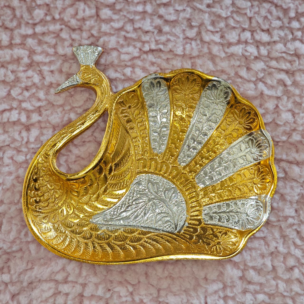 HD000033 - Brass Peacock Platter