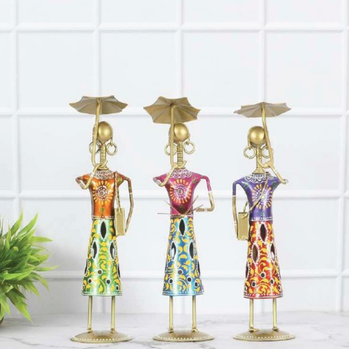 HD000065 - Umbrella Ladies (Light)