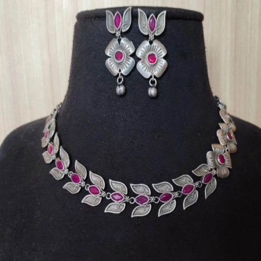 NL000026 - Antique Silver Floral Leaf Necklace Set