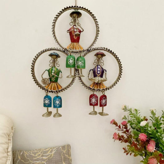 HD000018 - Musicians in a Ring