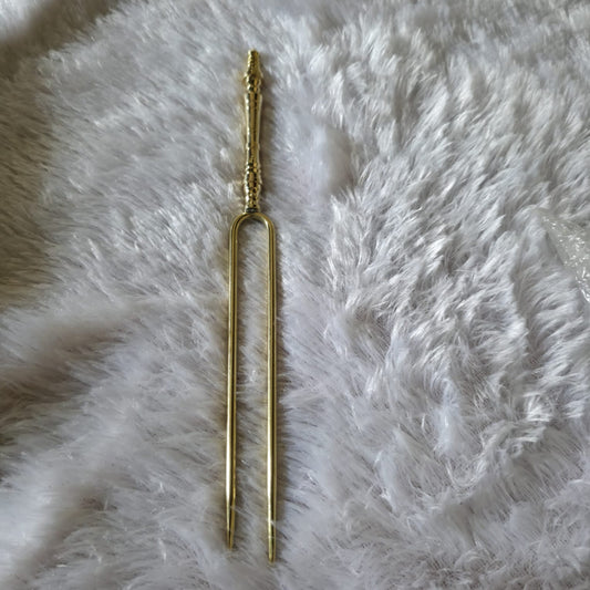 BRASS000026 - Brass Double Needle Detangler