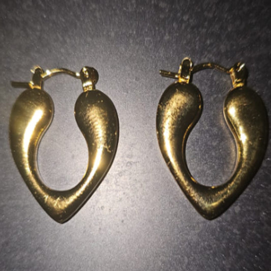 ER000010  - Gold Plated Earring - Hour Glass in Heart