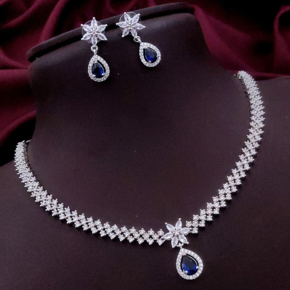 NL000059 - Midnight Petal Drop Necklace Set