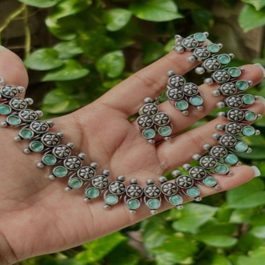 NL000018 - German Silver Necklace