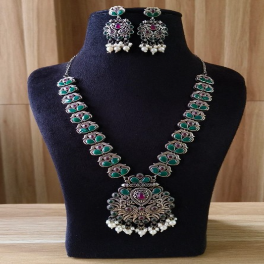 NL000025 - Traditional Silver Replica Pearl Drop Necklace